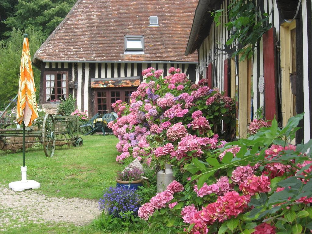 La Boursaie Bed & Breakfast Livarot-Pays-d'Auge Dış mekan fotoğraf