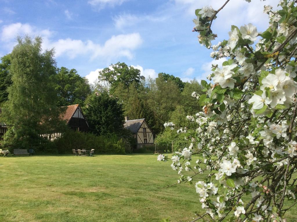 La Boursaie Bed & Breakfast Livarot-Pays-d'Auge Dış mekan fotoğraf